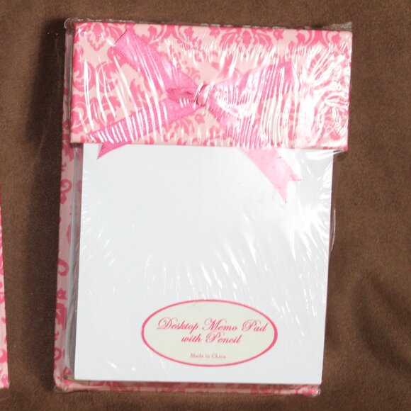 Pink Paisley 2pc Stationary Writing Gift Set & Memo Pad "NEW" - Picture 3 of 5